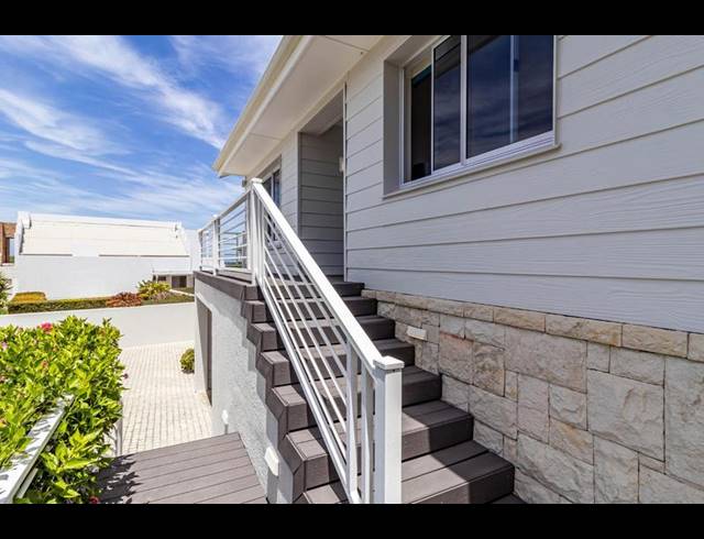 4 BEDROOM HOUSE FOR SALE IN SANDBAAI